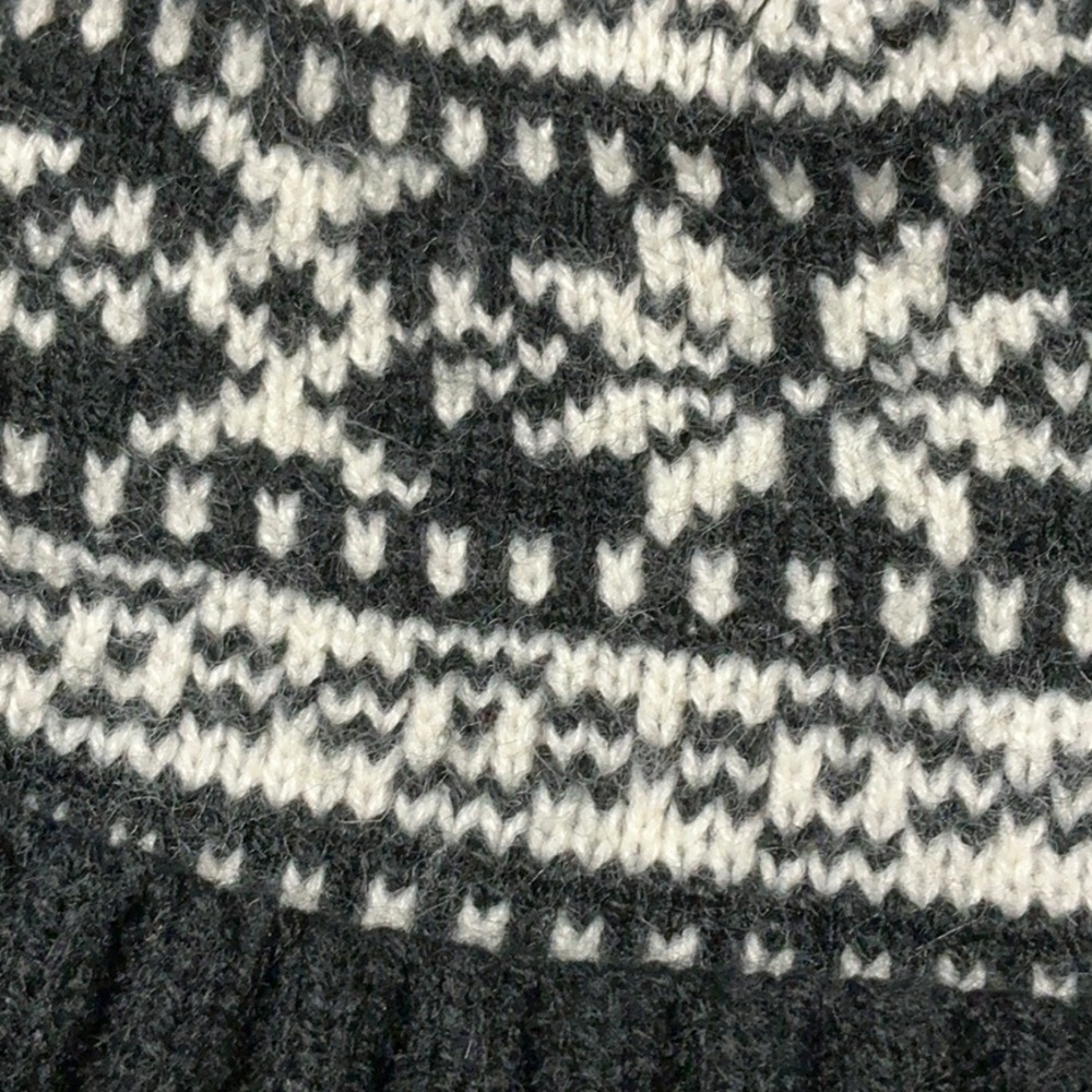 Fair Isle Knit Pom-Pom Beanie - Picture 3 of 6